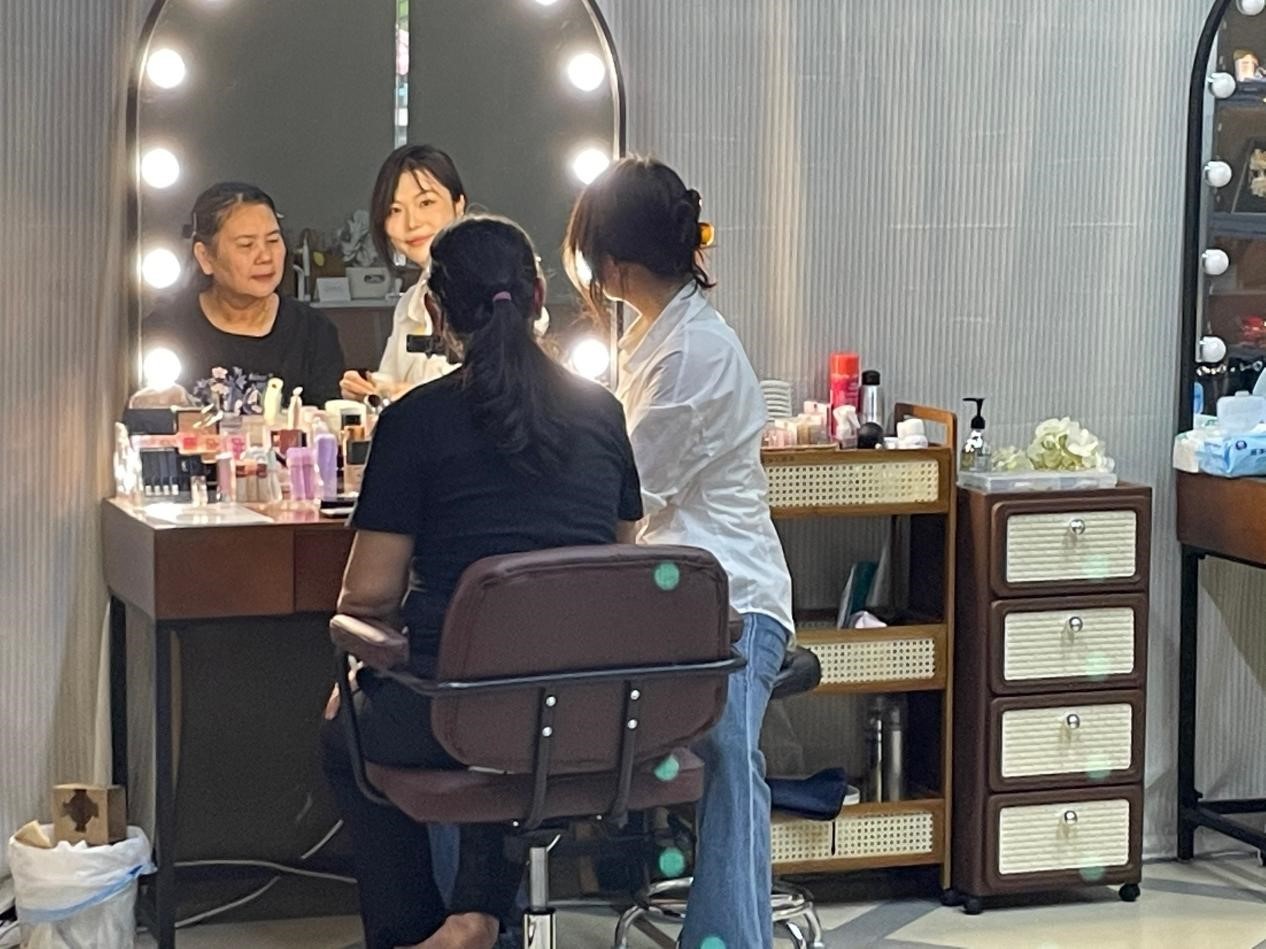 粽香迎端午 邻里共安康——梅都社区开展“粽情端午，幸福梅都”欢乐邻里节活动