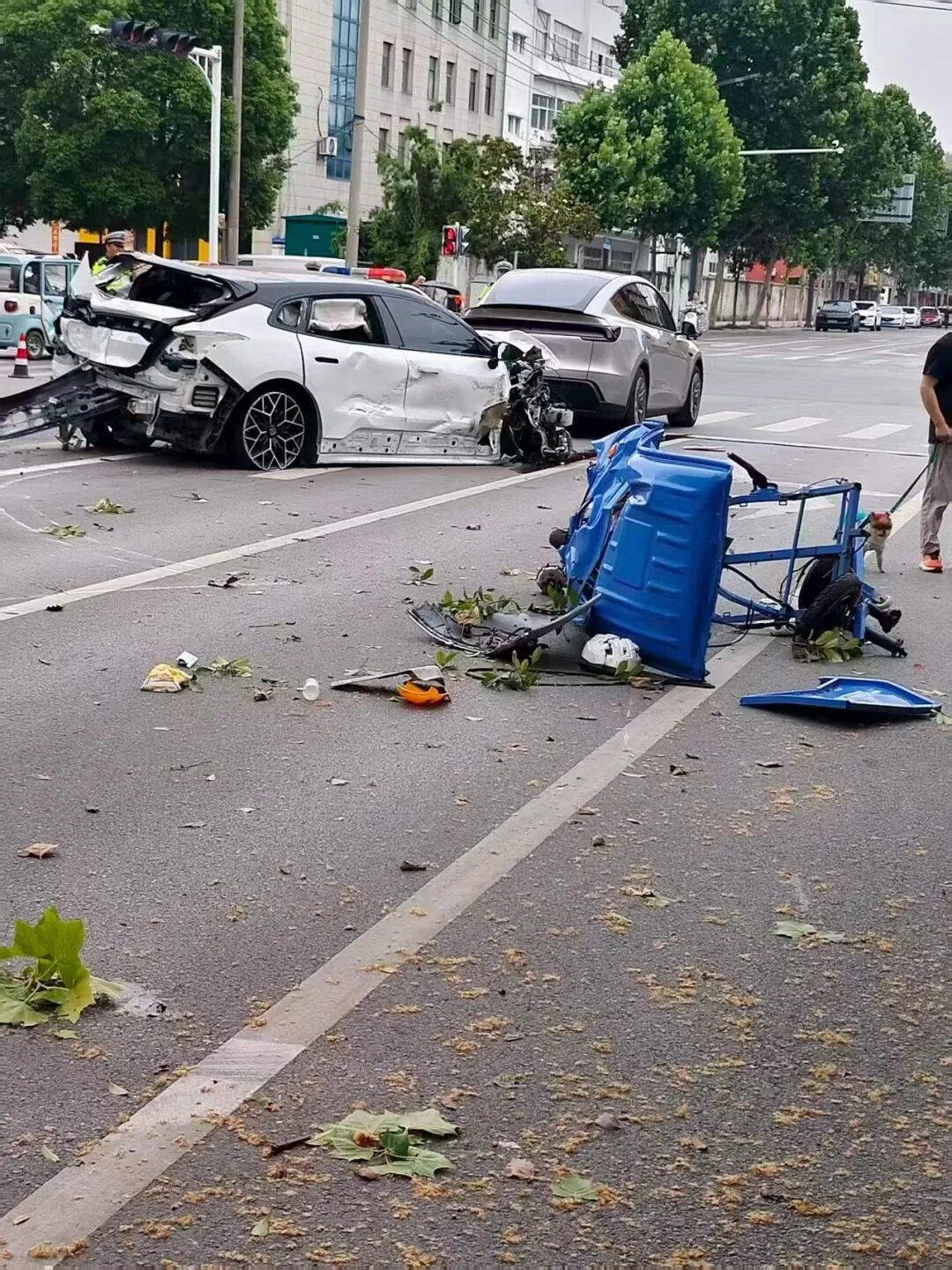 网络截图。
