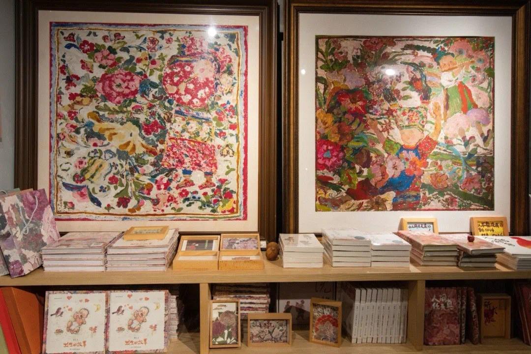 △如院丝绸博物馆文创展区。