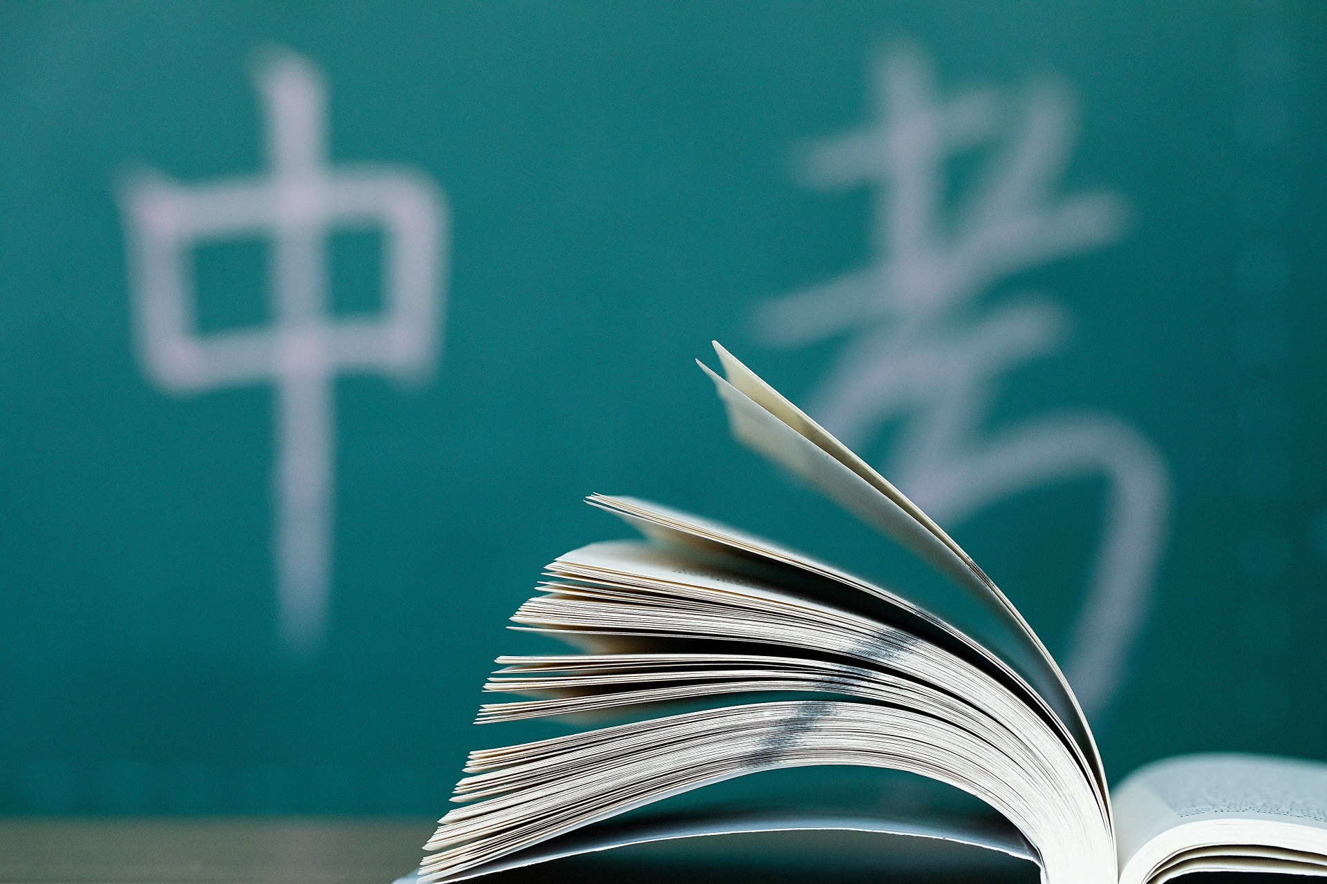胶州市开启专项护航执勤工作 全力为广大考生保驾护航