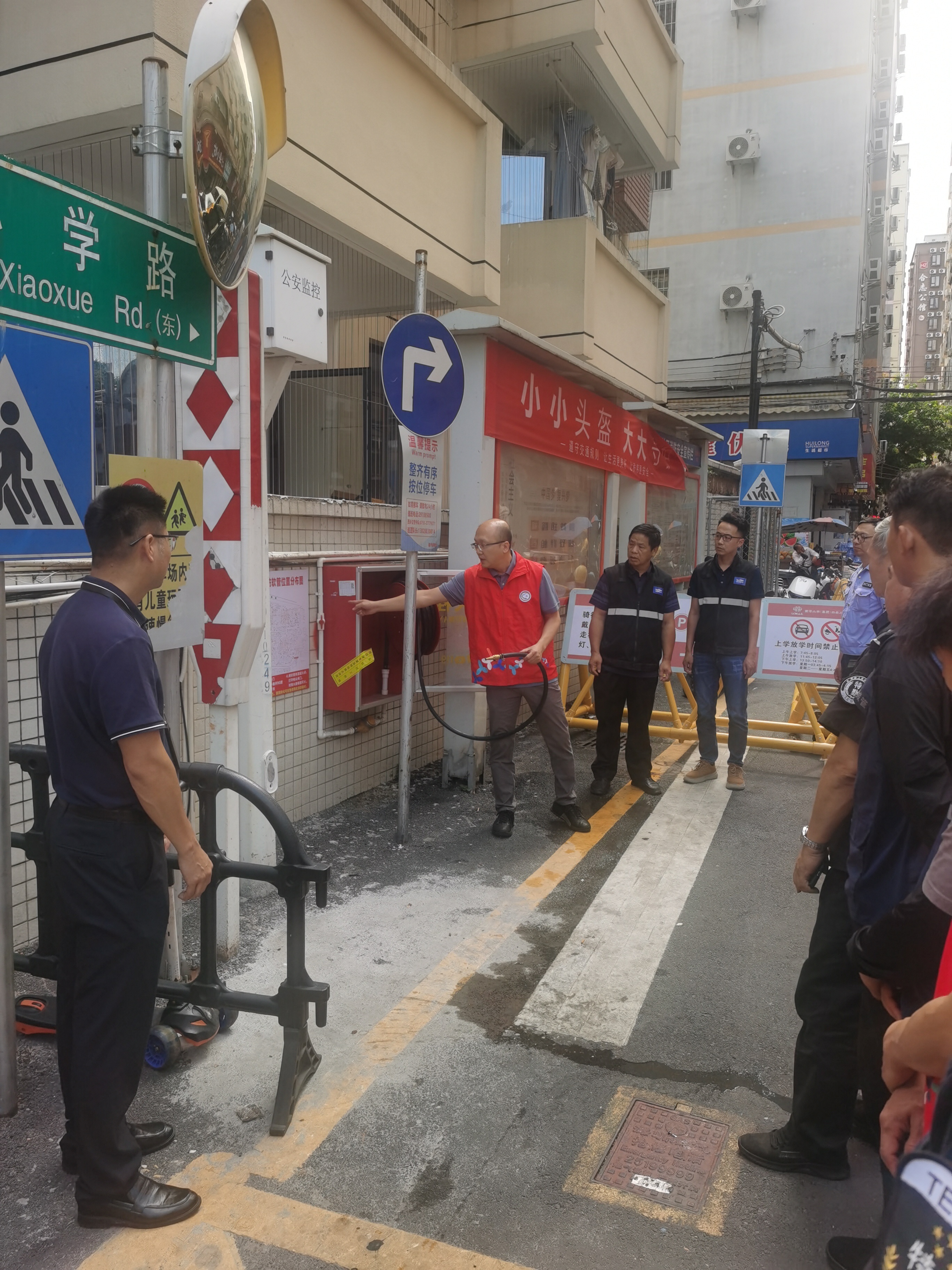 破解旧村消防“堵点”!共乐社区以实战演练筑牢老旧村居安全防线