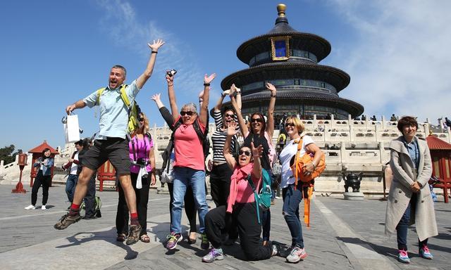 China travel 爆火：老外扎堆中国，藏着多少真故事？