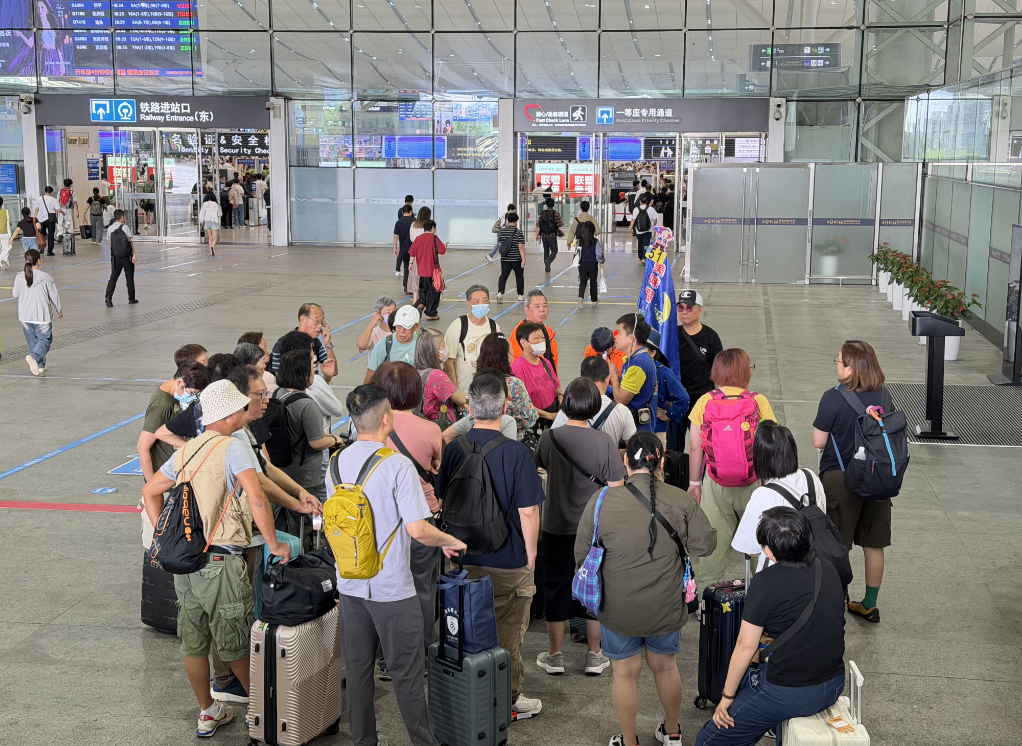 广深港高铁持续升温 端午假期预计运送跨境旅客53.9万人次