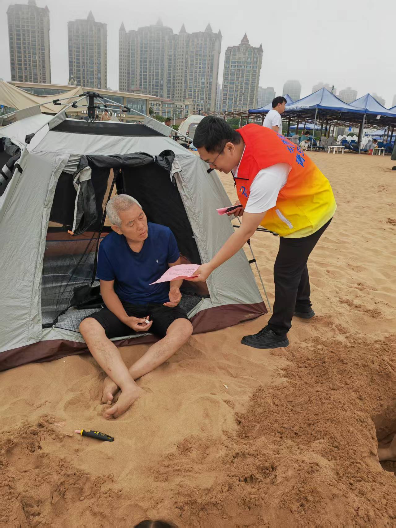 防溺急救护平安，热血初心佑岛城！青岛金沙滩海水浴场无偿献血融合公益科普活动圆满举办