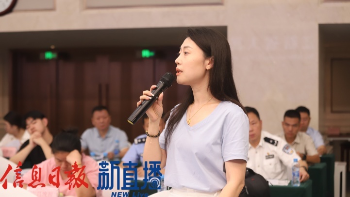 大江新闻提问