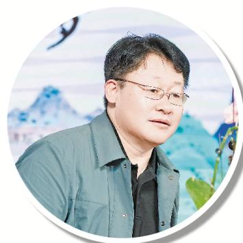 荣宏君做客“豫章讲坛”。