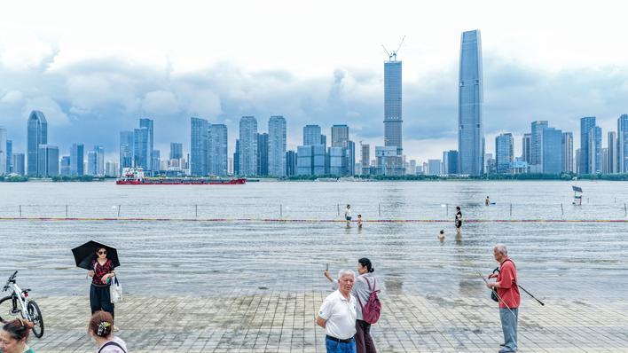 楚天都市报极目新闻记者李辉摄