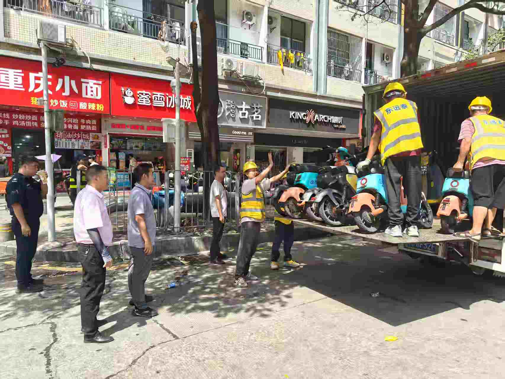 精准整治城市“三乱” 暖心执法彰显民生温度