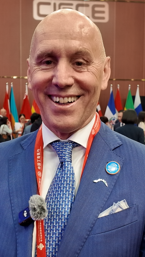 意大利利古里亚大区主席办公室主任 马西米利亚诺&middot;南尼尼