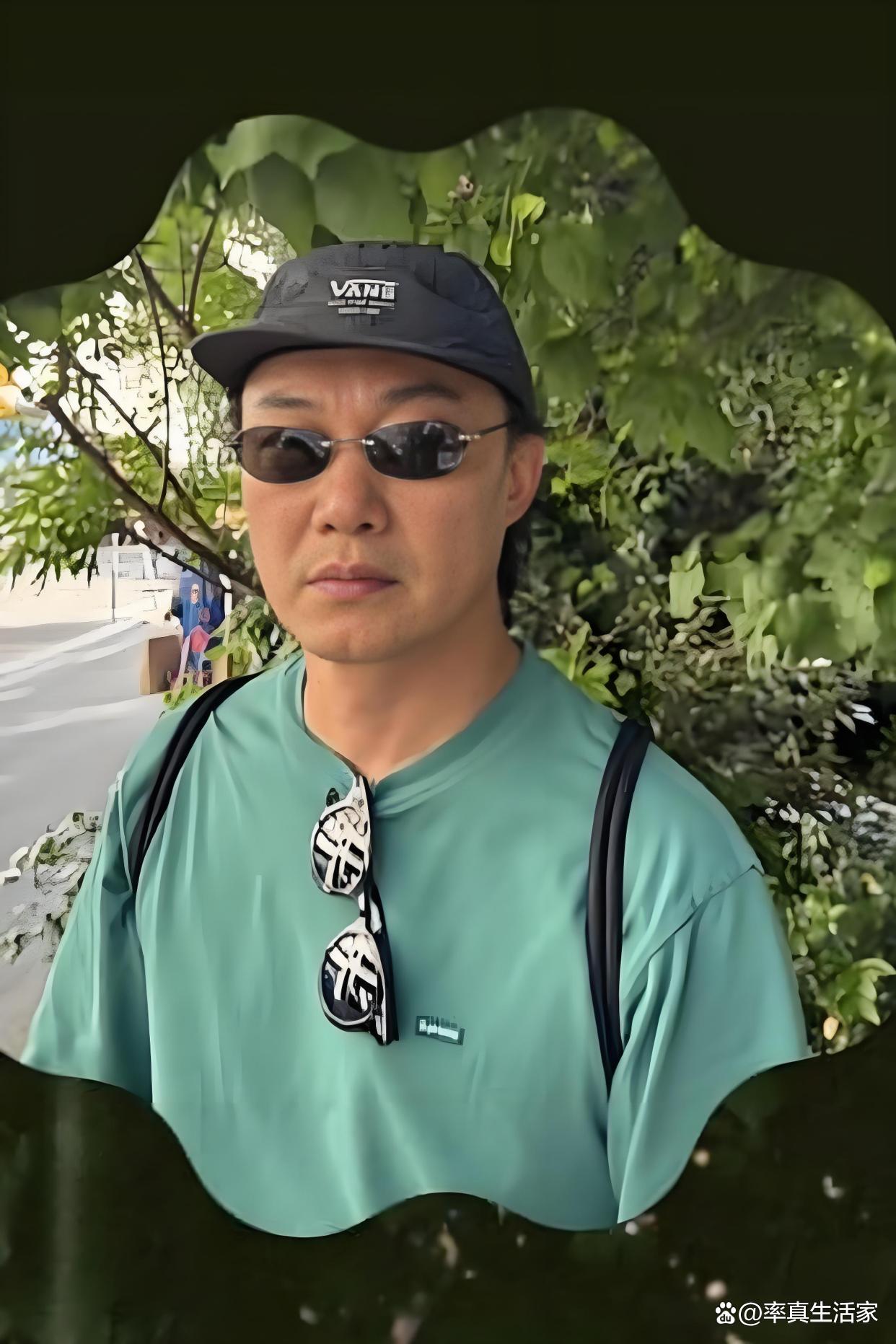 父亲节陈奕迅与女儿合影曝光,酷帅穿搭尽显亲密温馨