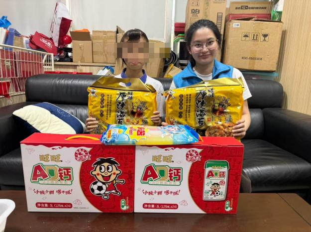 润心伴成长 同心护未来--麻布社区开展困境儿童关爱慰问行动