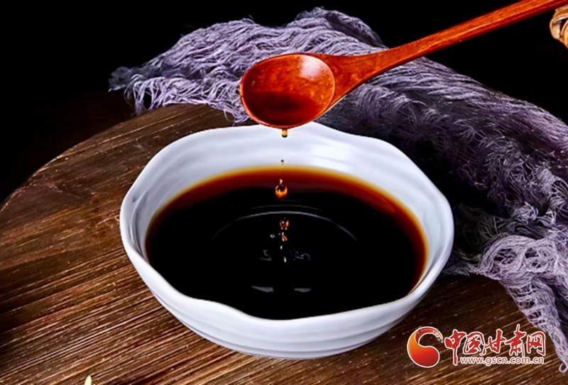 经过四季发酵酿成的醋口感佳