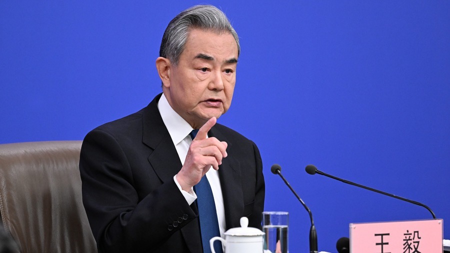 王毅同巴基斯坦副总理兼外长达尔通电话，达尔通报美伊谈判情况
