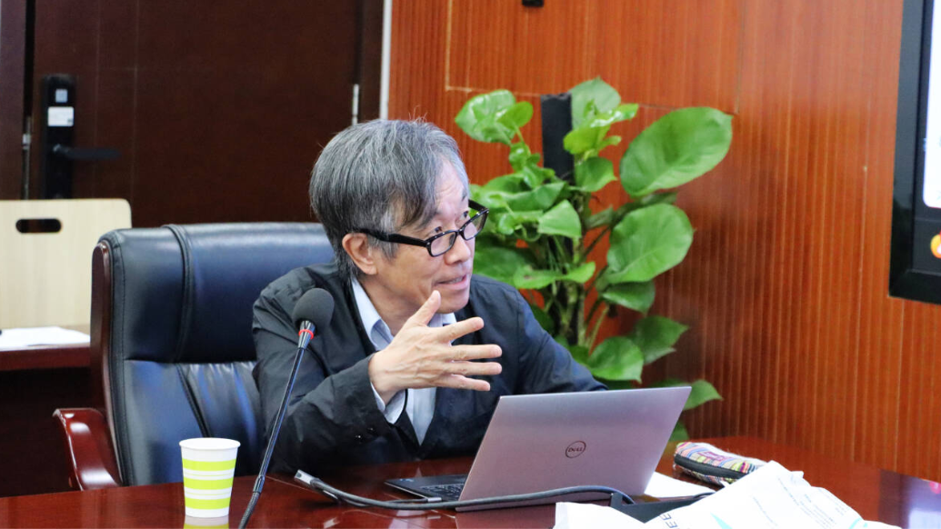 日中友好协会副理事长、日本庆应义塾大学名誉教授大西广