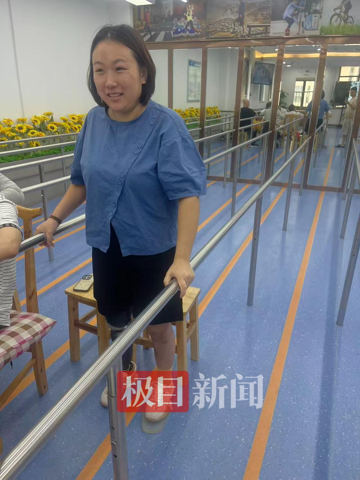 时隔114天杜萍萍站起来了！(图1)