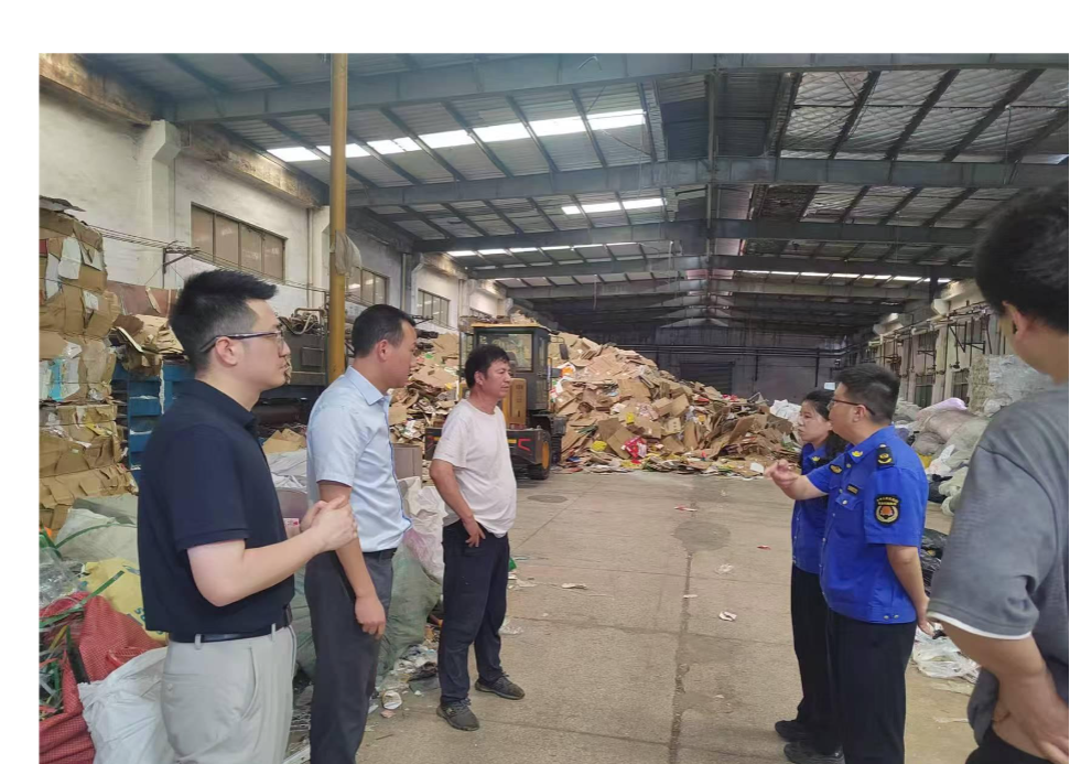 筑牢安全防线 | 重拳出击！苏州吴中甪直镇开展违规回收站点专项整治行动