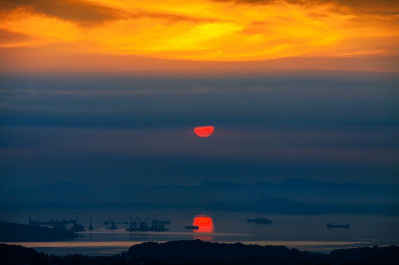 日出鄱阳湖（图）