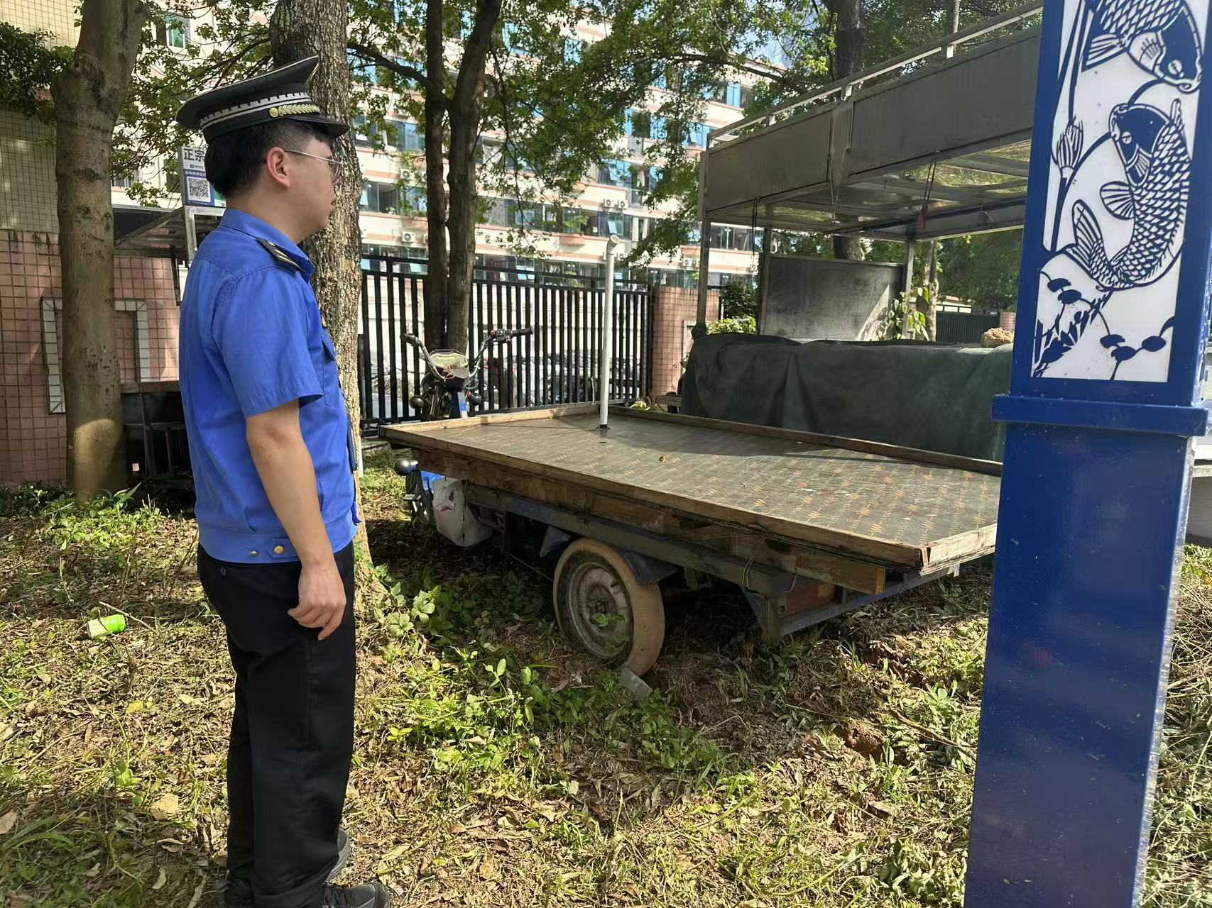 精准整治城市“三乱” 暖心执法彰显民生温度