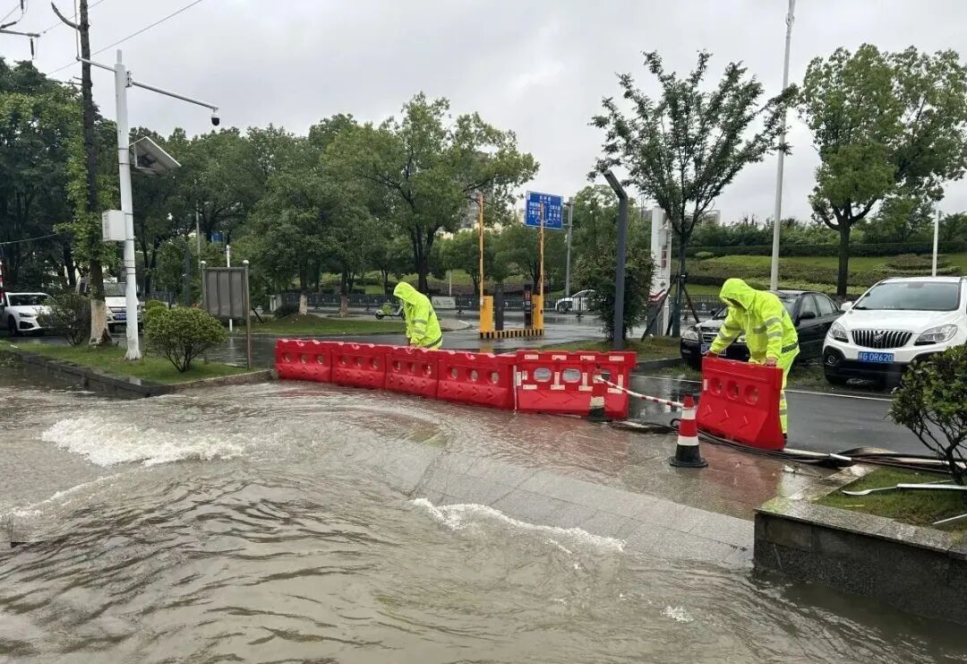 九江遭遇持续强降雨天气!风雨里看见最暖九江力量(图4)