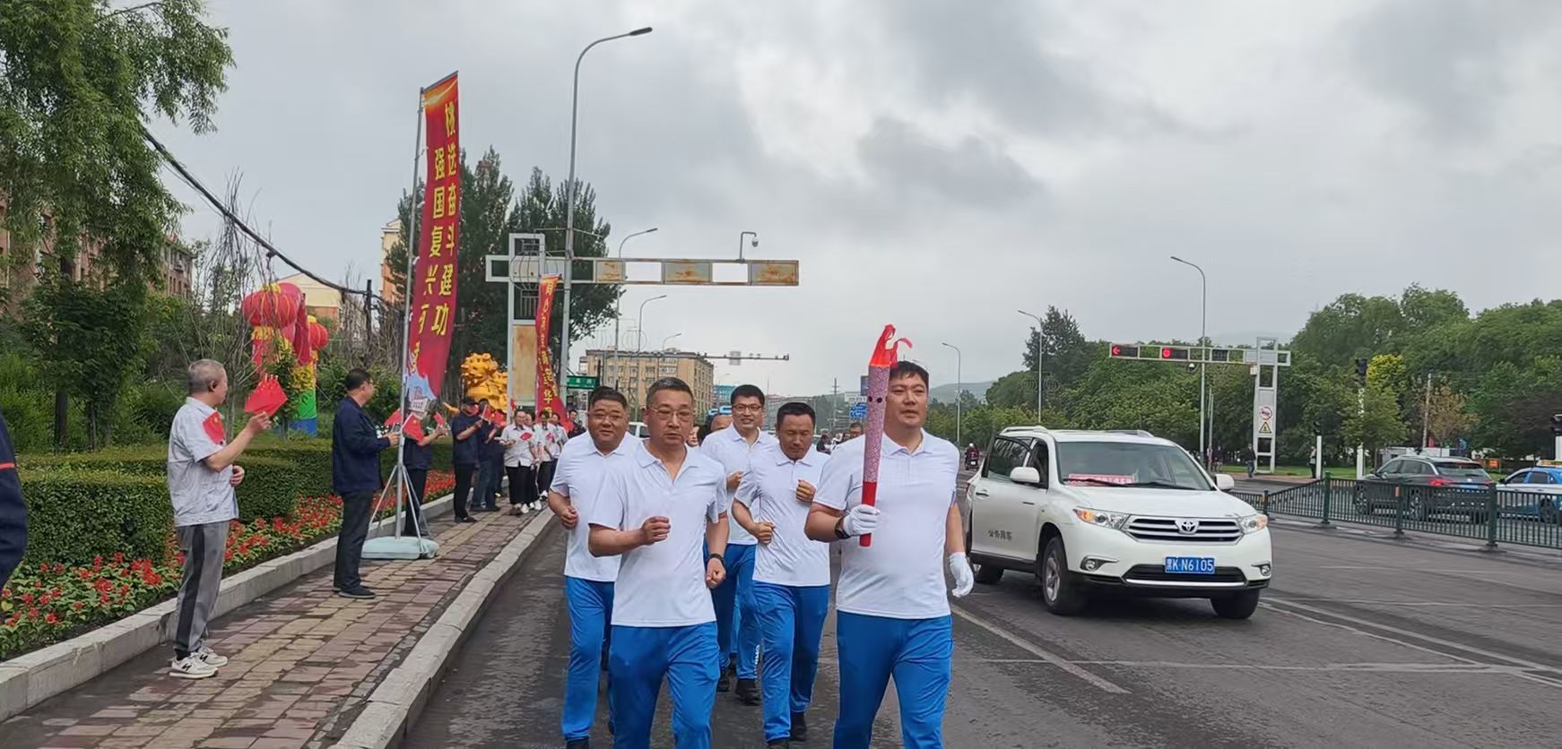 薪火传初心 奔跑向未来-龙煤七台河矿业公司“同心接力”献礼建党105周年