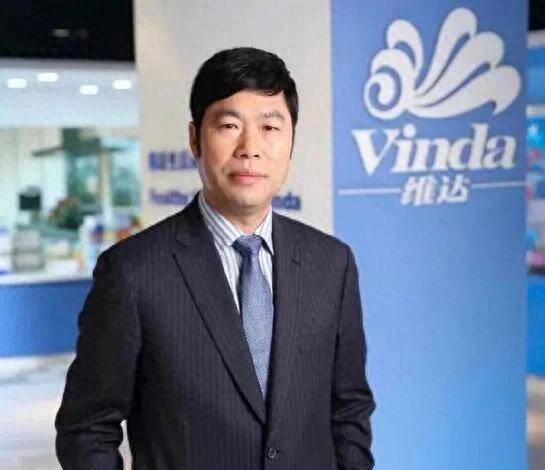 四十年只卖一张纸！江门大佬李朝旺，从烂厂翻盘到60亿套现离场