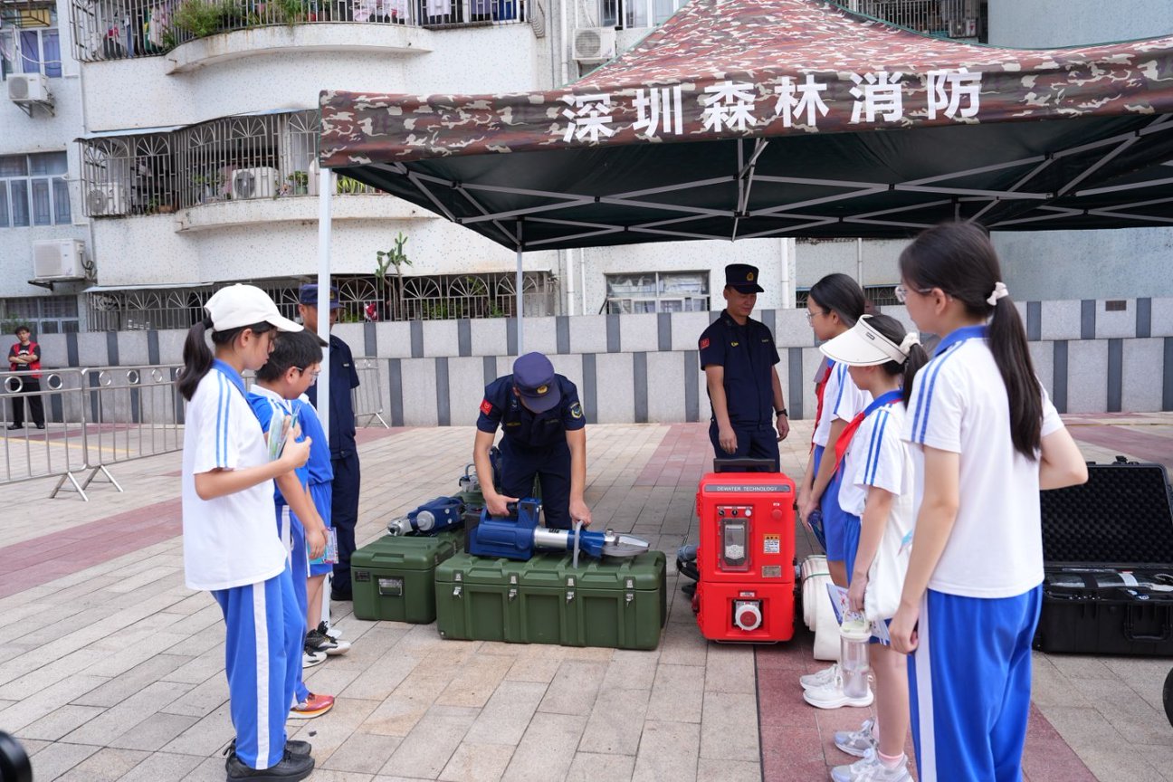沉浸式学安全,实景化练应急 深圳市安全宣传咨询日活动解锁安全教育新玩法