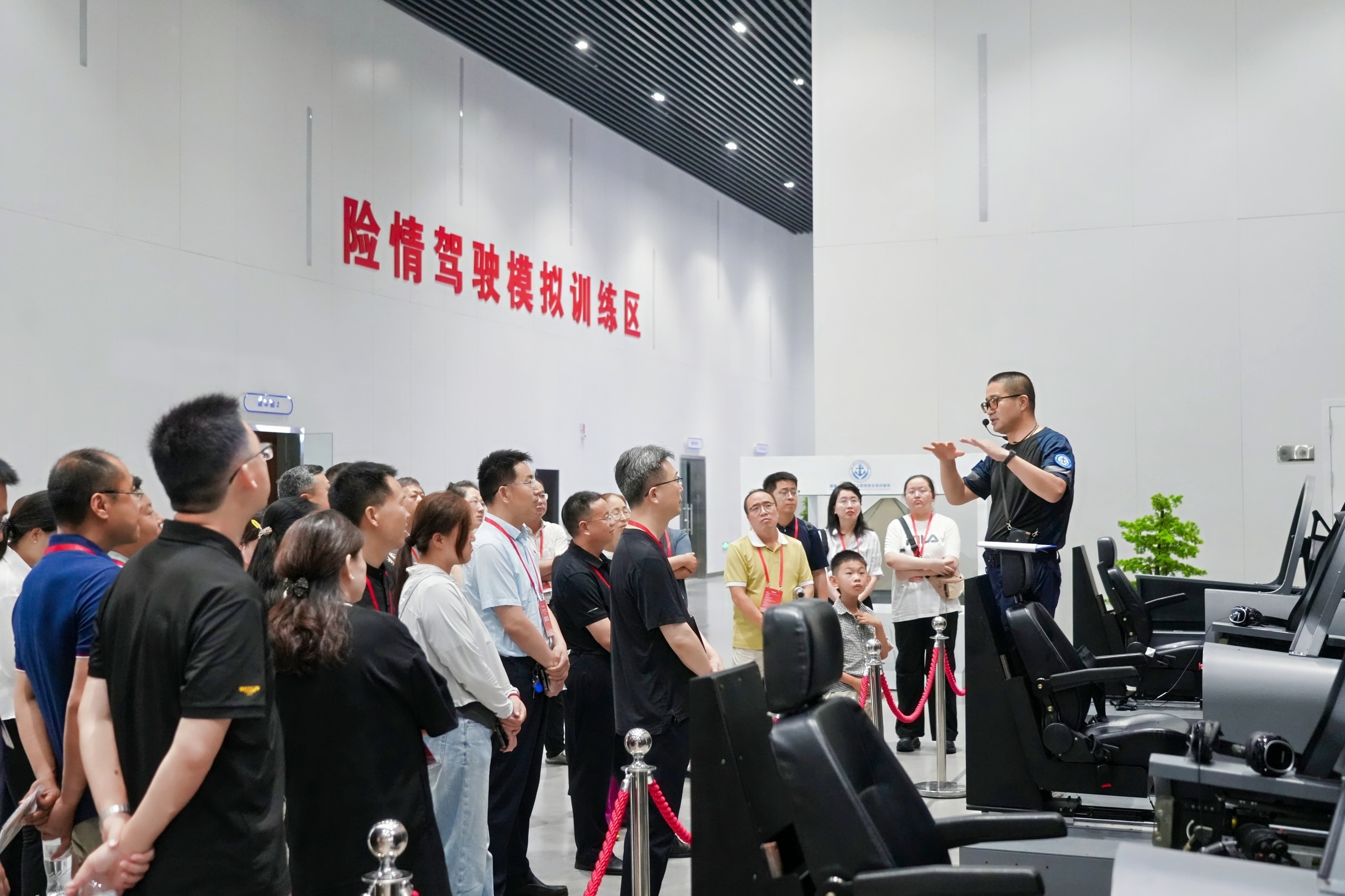 实景砺练筑梦海防:国家(青岛)海上防险救生培训基地打造国防研学新范式