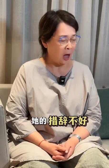 韩红含泪致歉宣布告别公益，众星纷纷发声恳请她留下  第25张