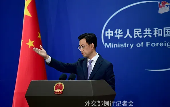 中方如何看待美国解除对伊朗制裁?外交部回应