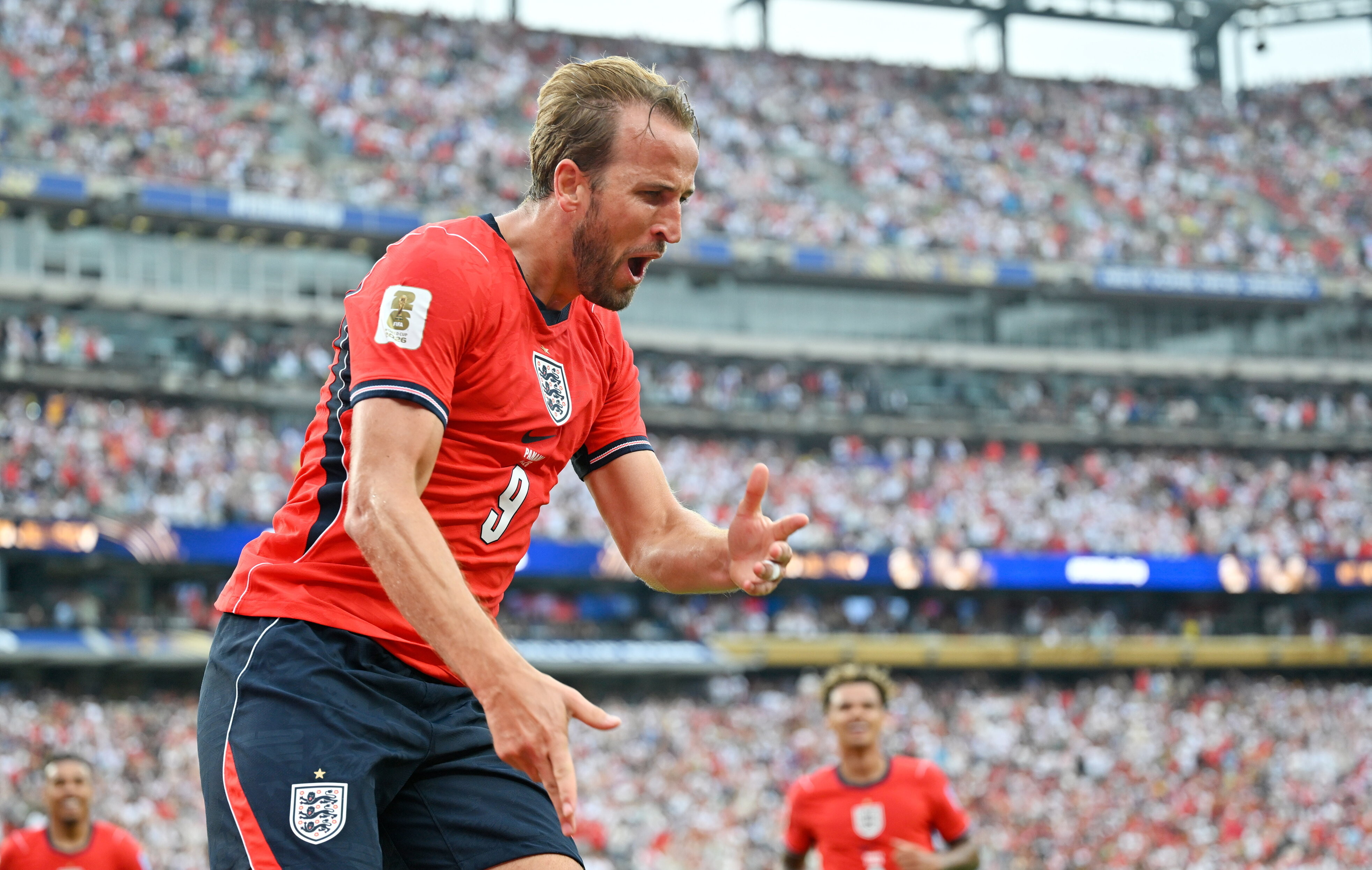 头名出线！英格兰2-0巴拿马 凯恩破门创纪录