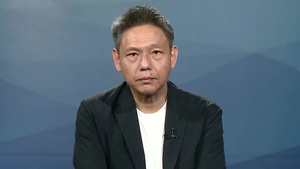 赖清德任由美国予取予求不敢反抗，谢寒冰讽：难怪这么喜欢吃饲料