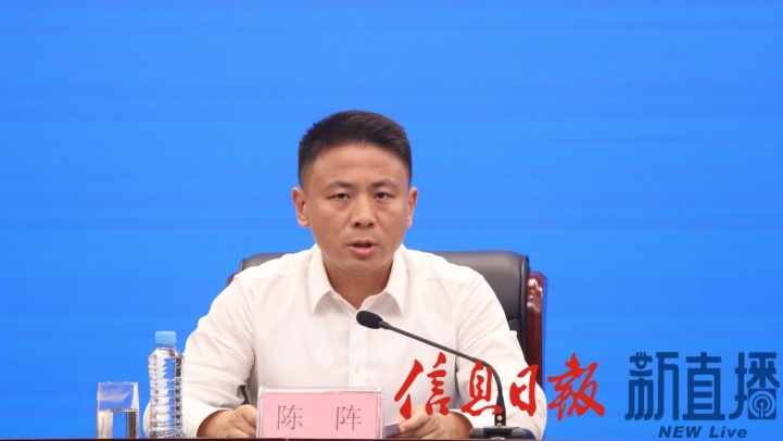 省商务厅体系建设处副处长陈阵