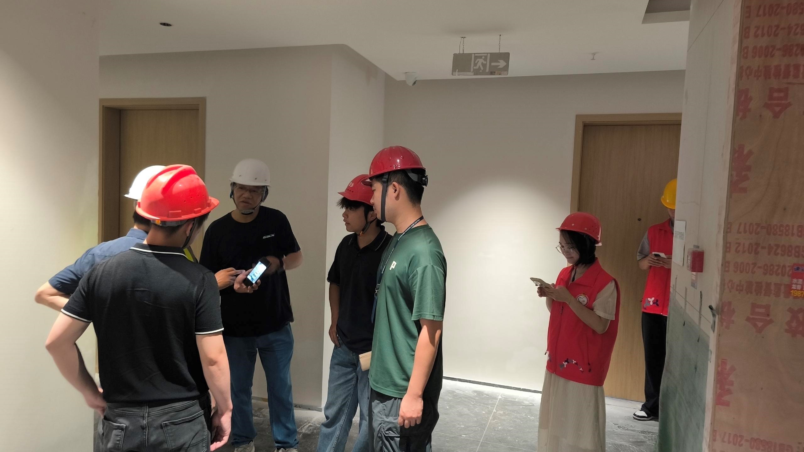 西乡街道深耕小散工程巡查一线 源头筑牢务工人员欠薪维权防线