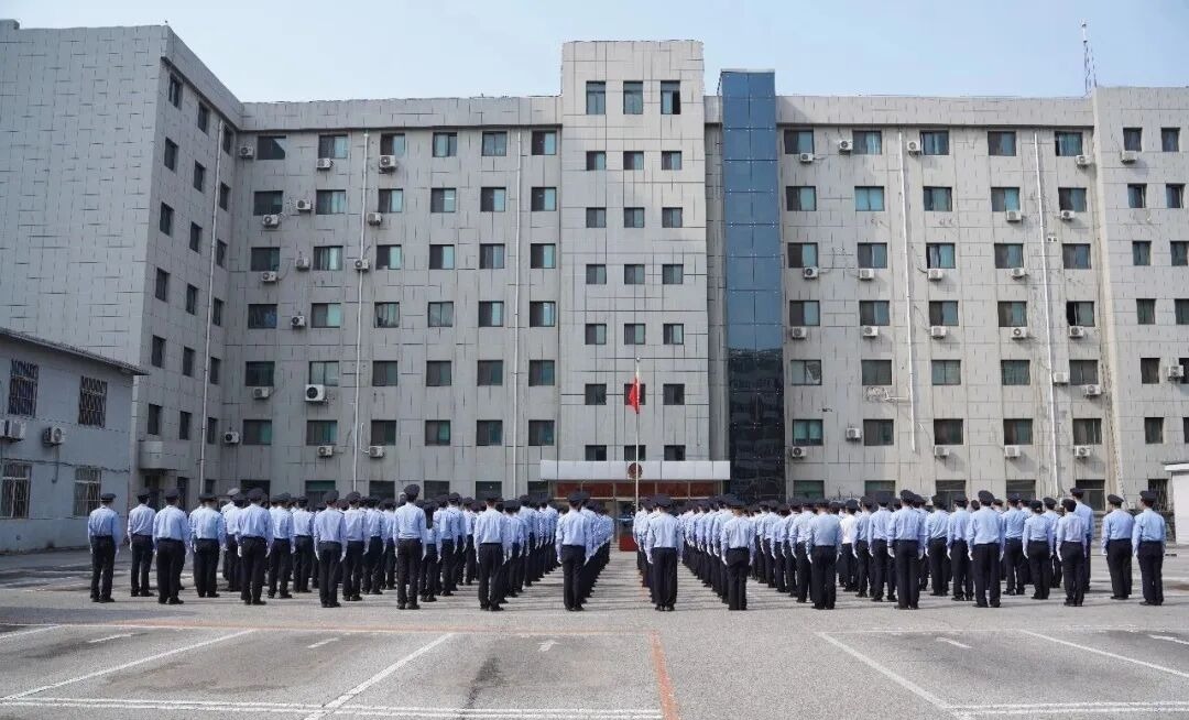 沈阳市公安局皇姑分局举行升国旗仪式庆祝建党105周年