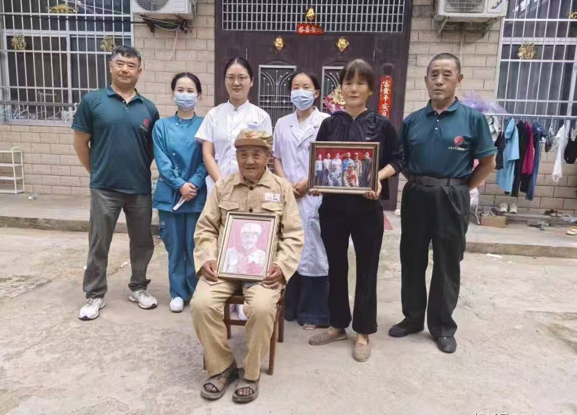 商丘市梁园区：党建引领迎七一 上门义诊情暖老兵