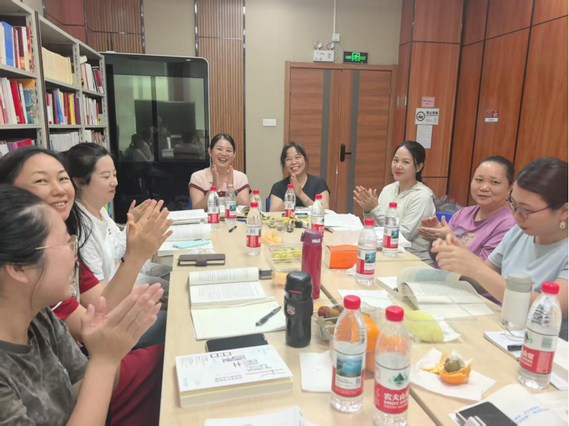 阅见成长书香润芳华 庄边社区妇女共读活动为妈妈们充电赋能
