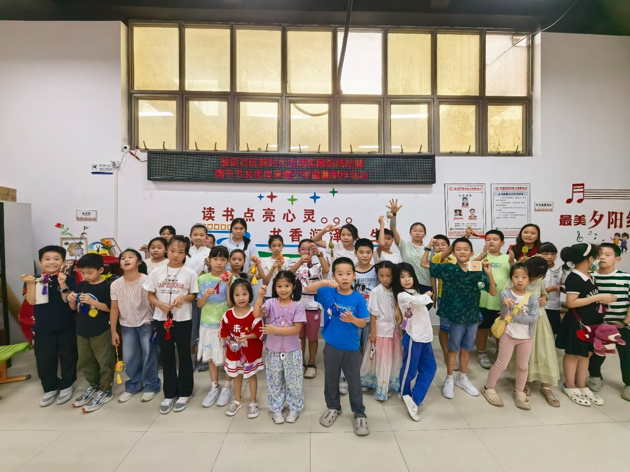 粽韵纳福,香囊寄情——盐田社区开展青少年传统文化赋能心理成长活动