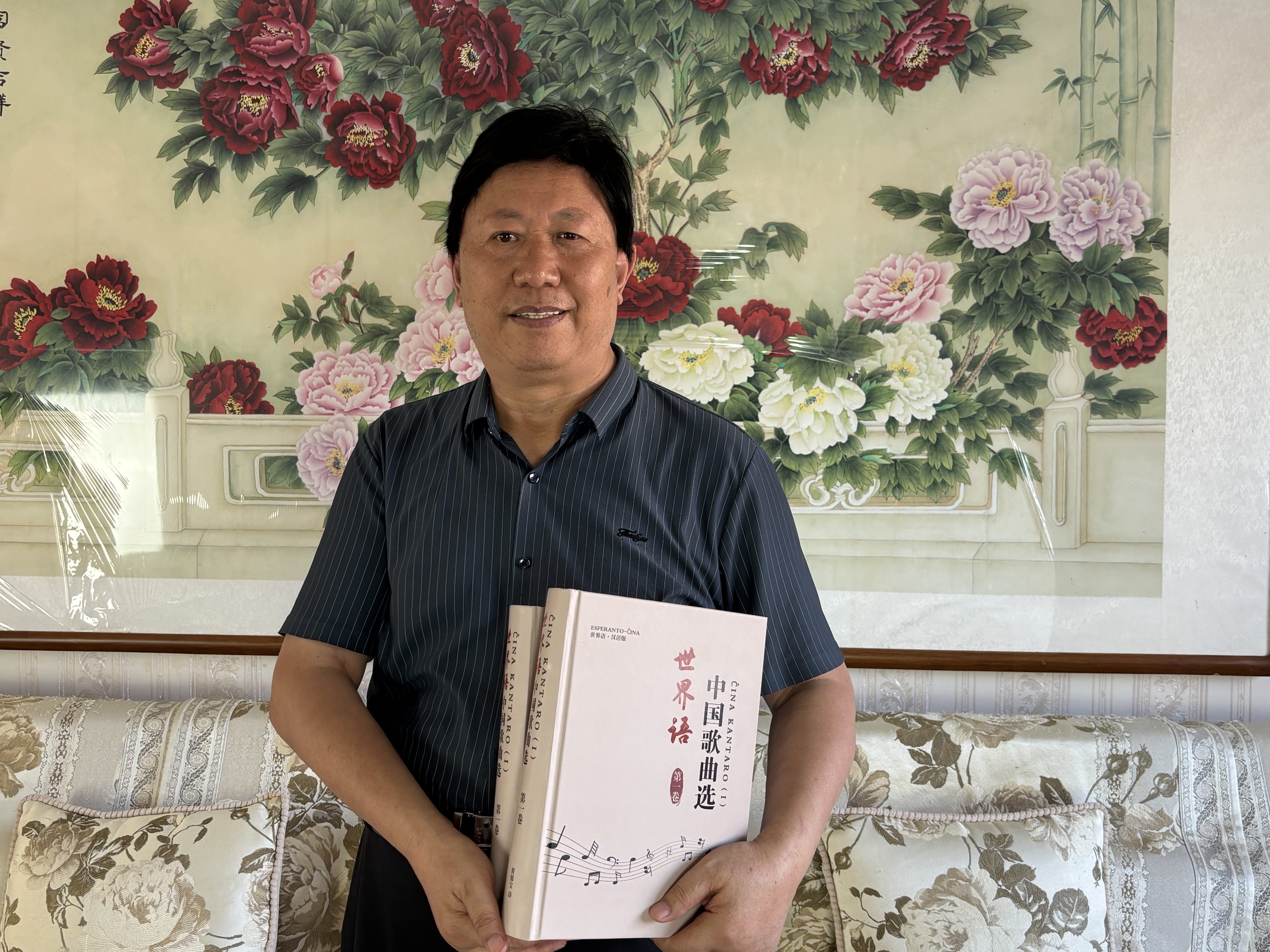 黄老师图片2.jpg