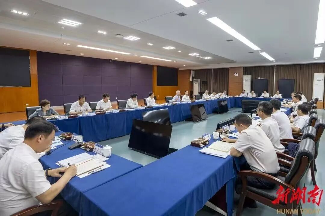 7月6日,湖南省委书记沈晓明在中南大学主持召开座谈会。湖南日报全媒体记者 童臻熙 摄