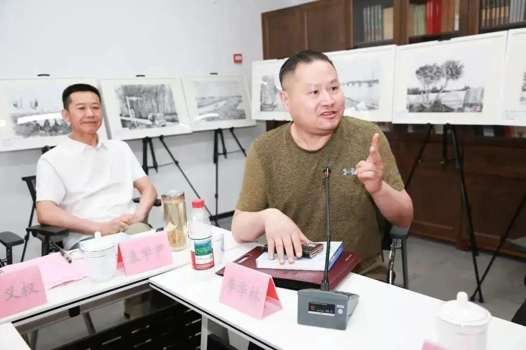 盐城文学院副院长李华林发言
