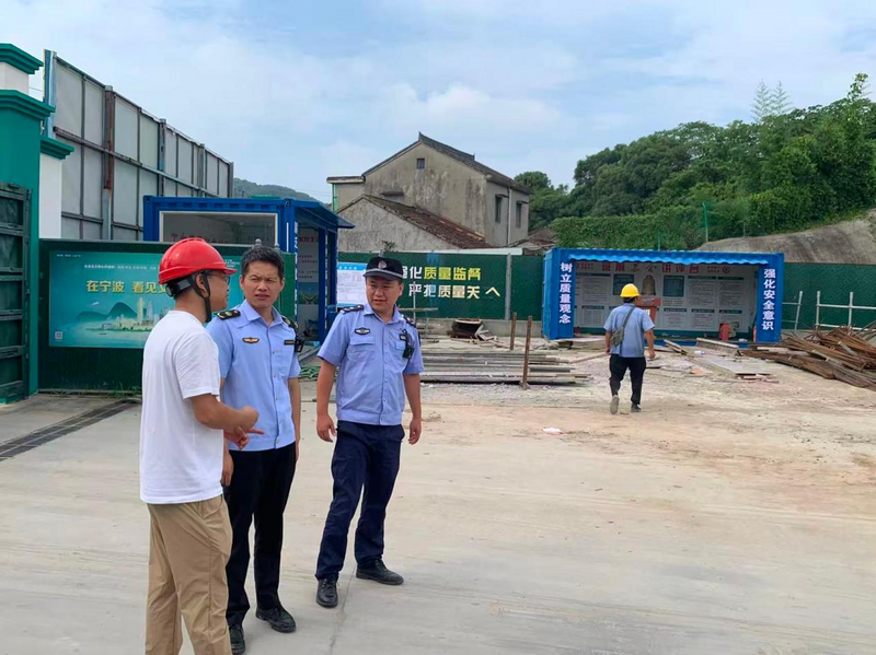 镇海区综合行政执法局：全力迎战台风“巴威”