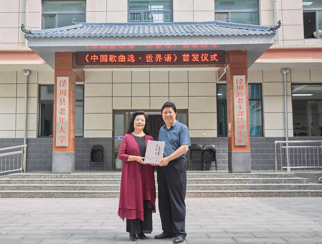黄老师图片3.jpg