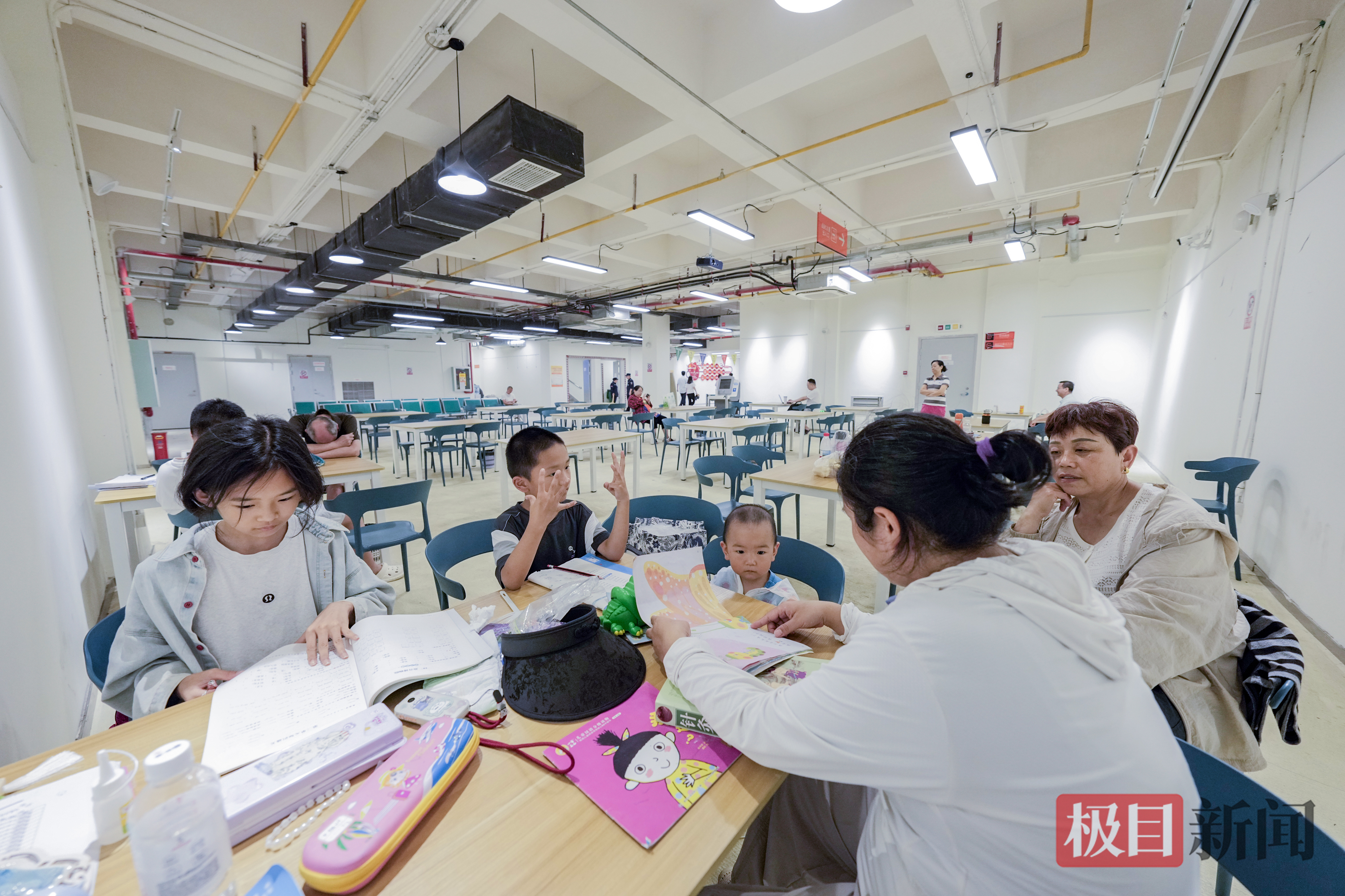 市民避暑享清凉