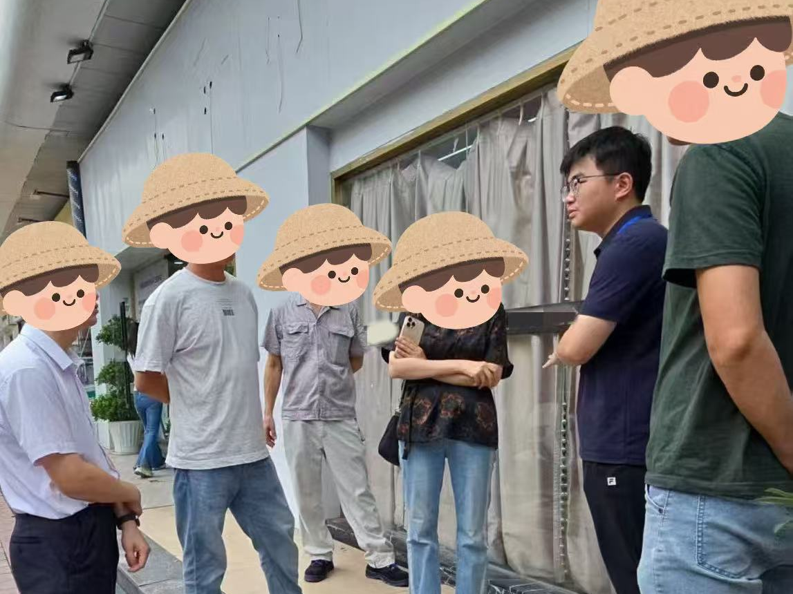 商铺渗水引发经营僵局 西乡街道富华社区巧调解实现商户互利共赢