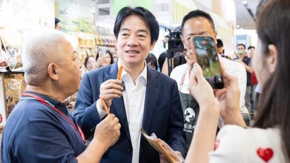 赖清德为何公开大吃狗粮？郭正亮：民进党选情告急想装得很亲民