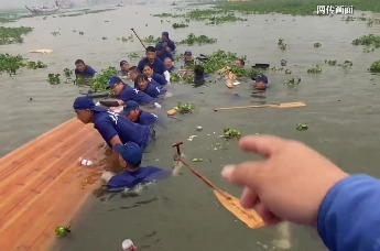 安徽含山龙舟赛发生翻船事故，当地回应：系自发组织，一人受伤送医
