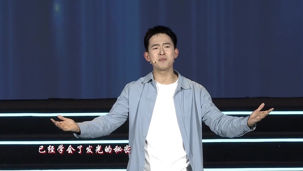 毕业踏歌行丨奔跑在光里的自己