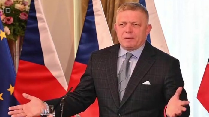 斯洛伐克总理指责欧洲精英仇视俄罗斯