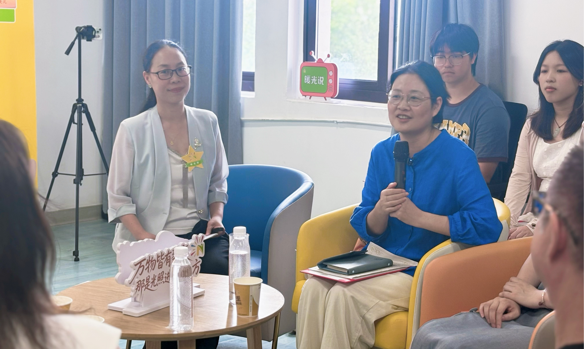 宁波南巷暖光里与宁波财经学院 创新高校思政新模式