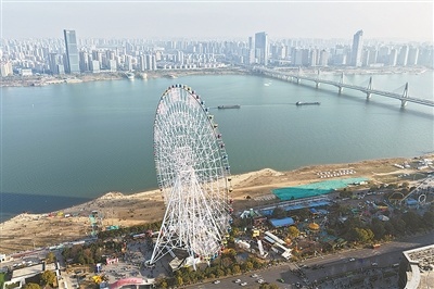 南昌之星摩天轮实施夏令时开放时间